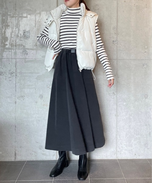 one way(ワンウェイ)の「ボリュームダウンベスト(ダウンベスト・レディース・ホワイト/ブラック・FREE)」の18枚目の写真