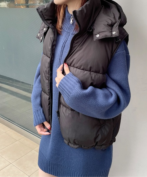 one way(ワンウェイ)の「ボリュームダウンベスト(ダウンベスト・レディース・ホワイト/ブラック・FREE)」の4枚目の写真