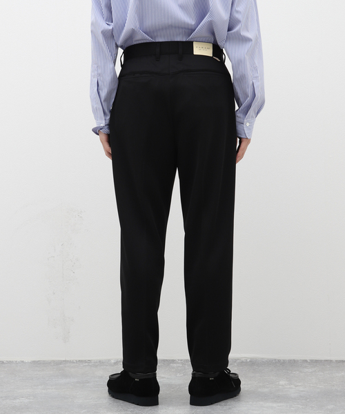 FARAH(ファーラー)の「【FARAH / ファーラー】Two Tuck Wide Tapered Pants(スラックス・メンズ・ブラック・30/32/34)」の5枚目の写真