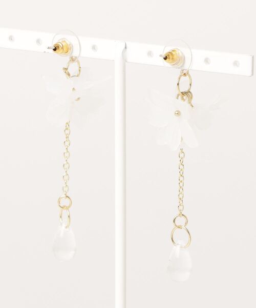 chocomee(チョコミー)の「flower clear pierce(ピアス(両耳用)・レディース・クリア・FREE)」の5枚目の写真