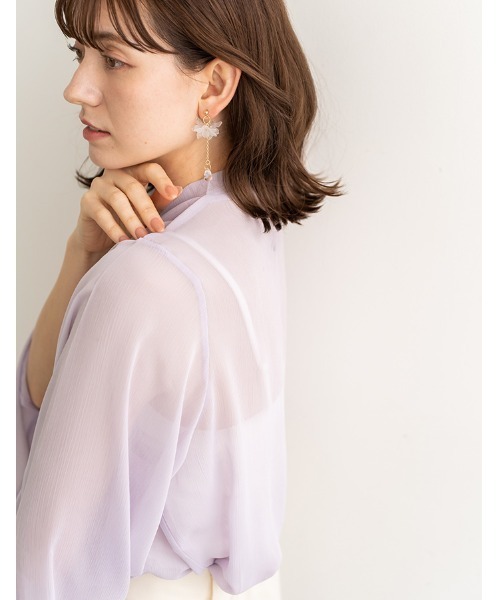 chocomee(チョコミー)の「flower clear pierce(ピアス(両耳用)・レディース・クリア・FREE)」の2枚目の写真