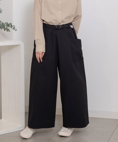 POU DOU DOU（プードゥドゥ）の「プラバックルベルトタックパンツ（その他パンツ・レディース・ブラック/イエロー/キナリ/インディゴブルー・3）」の3枚目の写真