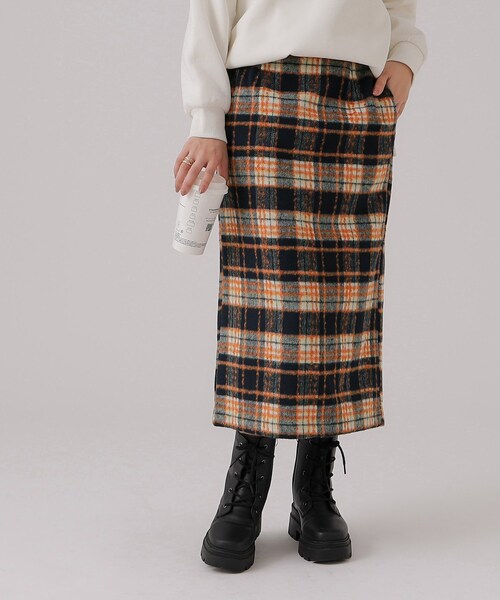 Cutie Blonde(キューティーブロンド)の「◆チェック柄 起毛ナロースカート(スカート・レディース・ブラック系1/ネイビー系1・03/02/04)」の1枚目の写真