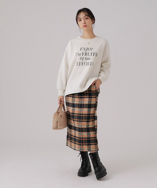 Cutie Blonde(キューティーブロンド)の「◆チェック柄 起毛ナロースカート(スカート・レディース・ブラック系1/ネイビー系1・03/02/04)」の3枚目の写真