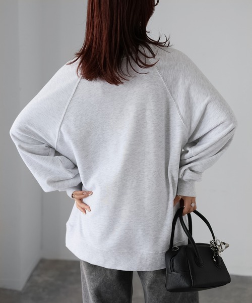 セール】ネコ刺繍ラグランオーバーサイズ薄手スウェット