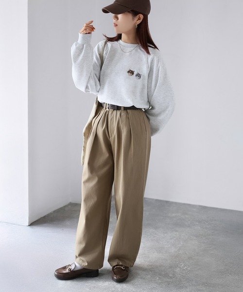 Riberry（リベリー）の「ネコ刺繍ラグランオーバーサイズ薄手スウェット（スウェット・レディース・チャコールグレー/オートミール・FREE）」の8枚目の写真