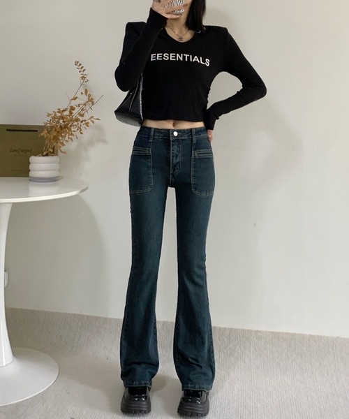 ECLIN(エクラン)の「デニムセミフレアパンツ(デニムパンツ・レディース・インディゴブルー・S/M/L)」の8枚目の写真