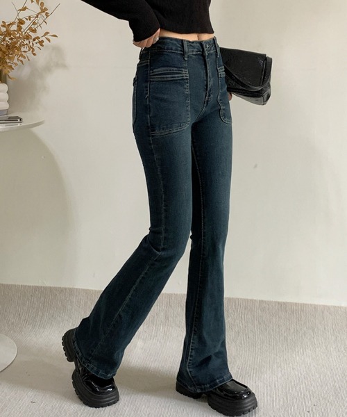 ECLIN(エクラン)の「デニムセミフレアパンツ(デニムパンツ・レディース・インディゴブルー・S/M/L)」の11枚目の写真