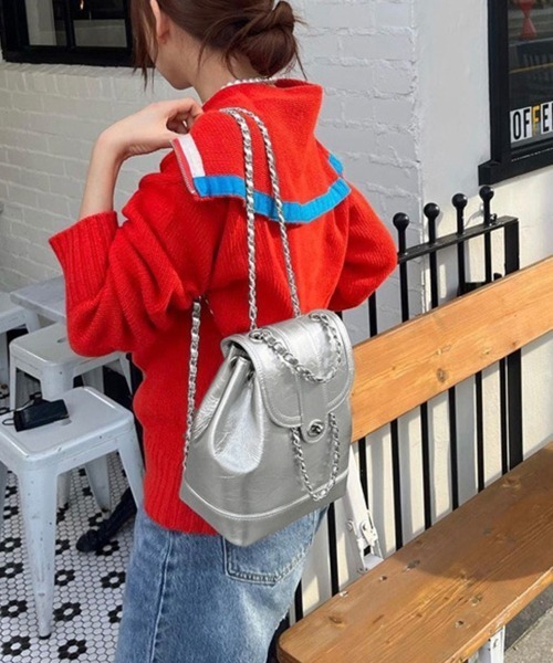 Miniministore(ミニミニストア)の「韓国リュック レディース チェーンバッグ(バックパック/リュック・レディース・ホワイト×ブラック/シルバー/オフホワイト/ブラック/ワインレッド・フリー)」の10枚目の写真