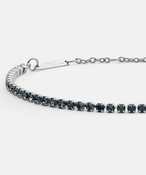 Daniel Wellington(ダニエルウェリントン)の「Classic Tennis bracelet S Crystal Nightfall(ブレスレット・レディース・シルバー×ブラック・ONE SIZE)」の6枚目の写真