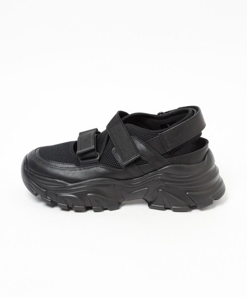 LAKOLE（ラコレ）の「ベルトスニーカー[WOMEN] / 100187（スニーカー・レディース・ベージュ/ブラック/ホワイト・LARGE/MEDIUM/SMALL）」の12枚目の写真