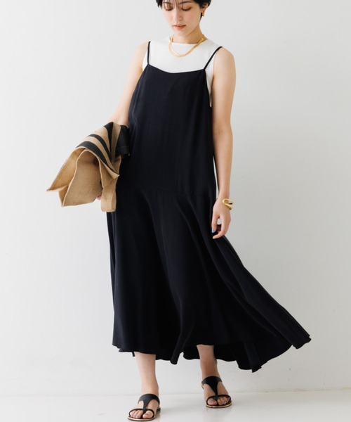 Rouge vif（ルージュヴィフ）の「キュプラキャミフレアワンピース（ワンピース・レディース・グレー/ダークネイビー・フリー）」の2枚目の写真