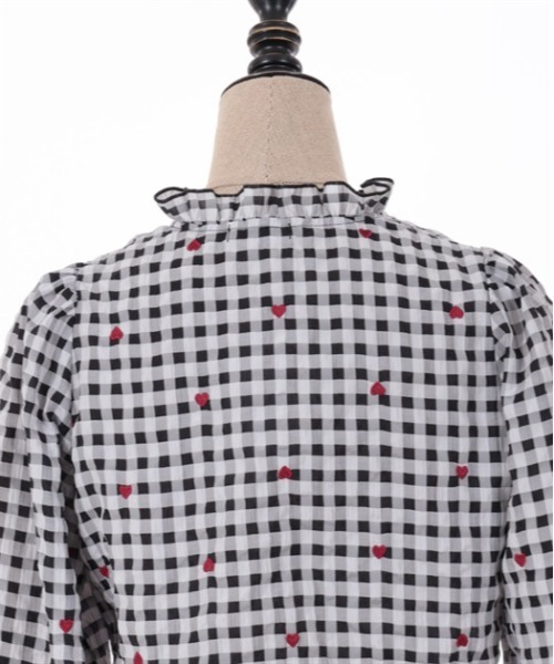 axes femme POETIQUE（アクシーズファムポエティック）の「ハートドット刺繍ギンガムブラウス（シャツ/ブラウス・レディース・サックスブルー/ブラック/ベージュ・MEDIUM）」の14枚目の写真