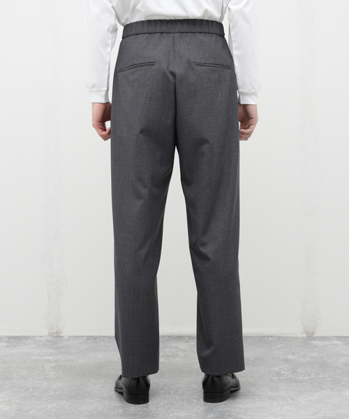 ATON（エイトン）の「【ATON / エイトン】WOOL TROPICAL TAPERED EASY PANTS（スラックス・メンズ・チャコールグレー/ブラック・2/4/6）」の6枚目の写真