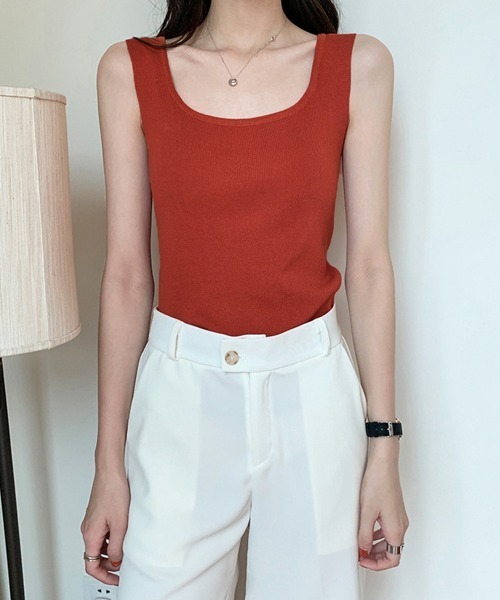 Miniministore(ミニミニストア)の「ノースリーブ ニットトップス(タンクトップ・レディース・テラコッタ/ダークブルー/ベージュ/ピンク/イエロー/グリーン/ブラック/ホワイト/オレンジ/コーラル/パープル/ワインレッド・FREE)」の4枚目の写真