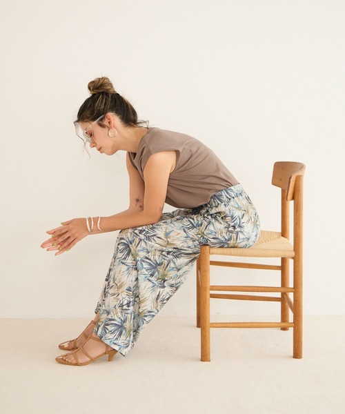 BAYFLOW（ベイフロー）の「ノースリーブシルケットT（Tシャツ/カットソー・レディース・モカ/ミント/オフホワイト/ブラック・SMALL/MEDIUM）」の5枚目の写真