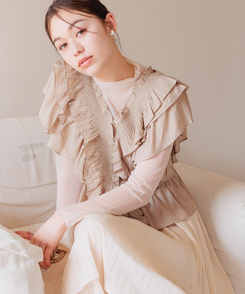 mysty woman（ミスティウーマン）の「［追加1］ダブルフリルショートブラウス　113515（シャツ/ブラウス・レディース・オフホワイト/ベージュ/ブラック・FREE）」の5枚目の写真