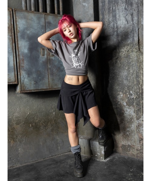 DURAS(デュラス)の「Flare mini skirt(スカート・レディース・ブラック/カーキ・S/M)」の11枚目の写真