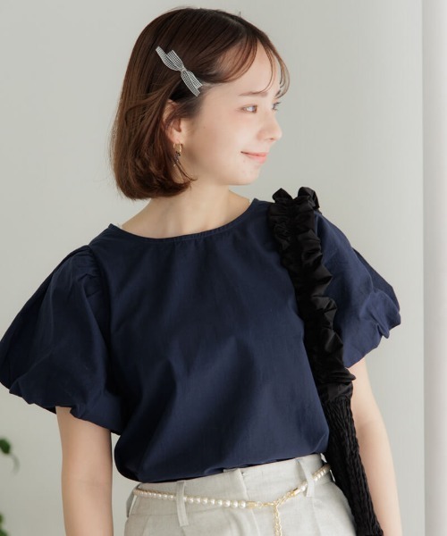 flower（フラワー）の「フェミニンパフブラウス3（シャツ/ブラウス・レディース・ベージュ/アイボリー/ネイビー・FREE）」の4枚目の写真