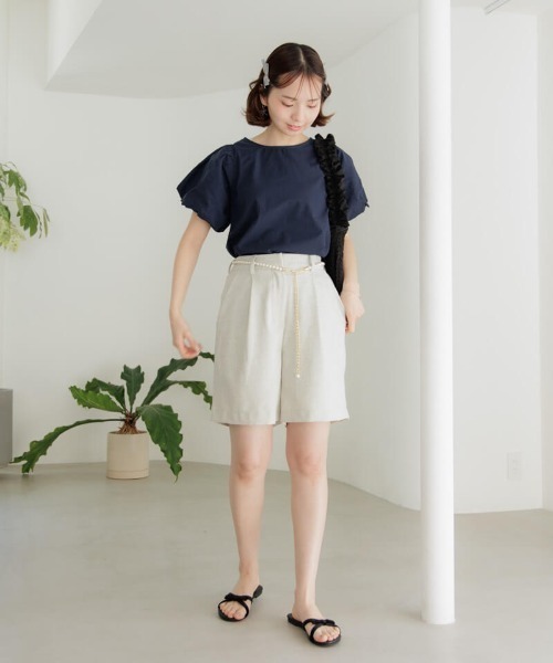 flower（フラワー）の「フェミニンパフブラウス3（シャツ/ブラウス・レディース・ベージュ/アイボリー/ネイビー・FREE）」の7枚目の写真
