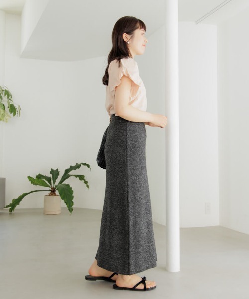 flower（フラワー）の「フェミニンパフブラウス3（シャツ/ブラウス・レディース・ベージュ/アイボリー/ネイビー・FREE）」の16枚目の写真