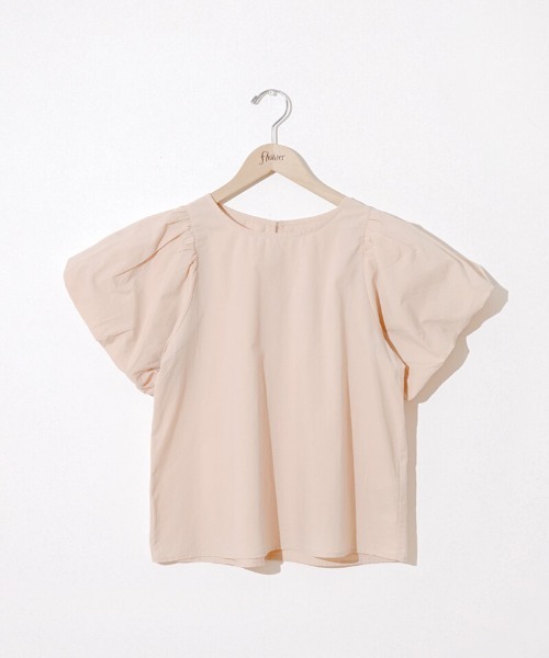 flower（フラワー）の「フェミニンパフブラウス3（シャツ/ブラウス・レディース・ベージュ/アイボリー/ネイビー・FREE）」の19枚目の写真