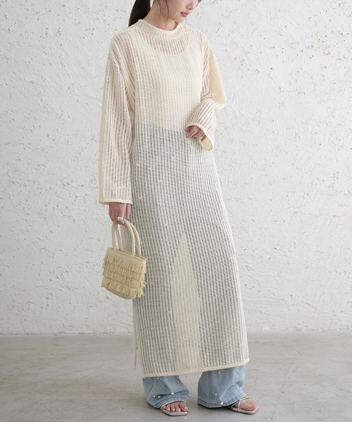 Doux Belle(ドゥーベル)の「シースルースリット入りマキシワンピース(ワンピース・レディース・アイボリー/ブラック・MEDIUM)」の15枚目の写真