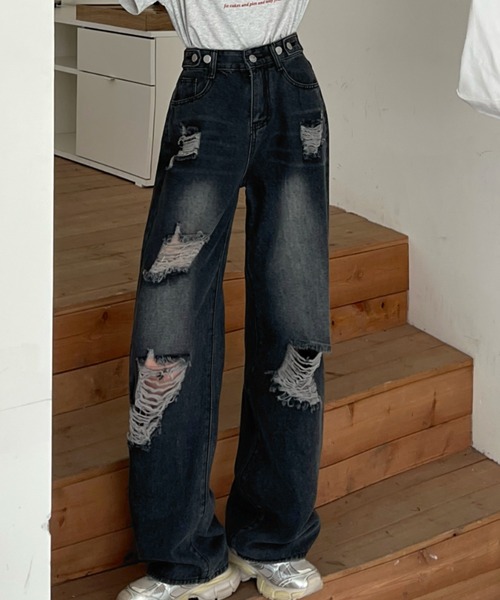 DIAVEL（ディアベル）の「ウエスト調節可能ダメージデニムパンツ（デニムパンツ・レディース・サックスブルー/ダークグレー・S/M/L）」の3枚目の写真