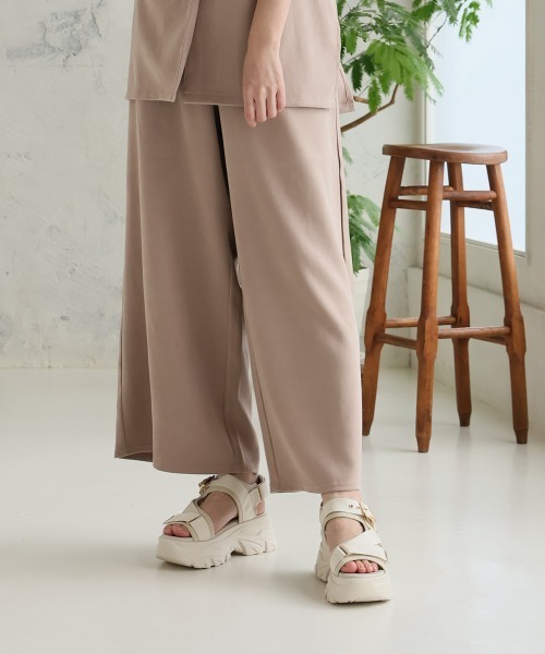 DEMETER（デメテル）の「厚底 ボリュームソール ベルクロ バックル スポーツサンダル（サンダル・レディース・ブラック×ブラック/アイボリー・S/M/L/LL）」の19枚目の写真
