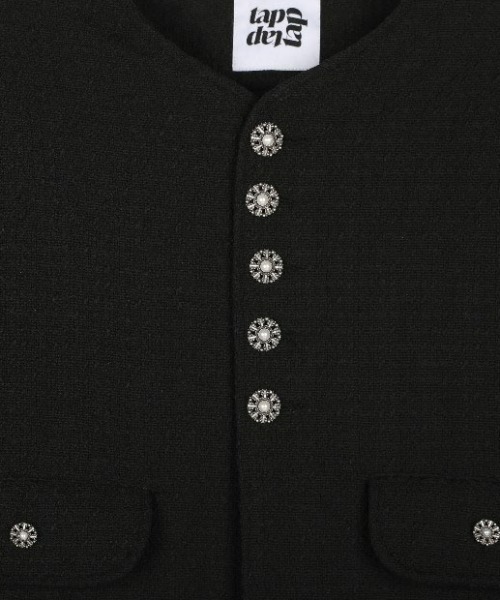 ASCLO(エジュクロ)の「ASCLO 3 TAP CR Crop Tweed Jacket(ノーカラージャケット・メンズ・ブラック・FREE)」の16枚目の写真