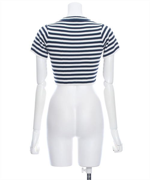 clear（クリア）の「ワンポイント刺繍半袖ショート丈ニットトップス[オフィスカジュアル 着回し抜群 大人 カジュアル] ≪2024AW新作≫（ニット/セーター・レディース・ブラック/オフホワイト/杢グレー/ピンク/ブラック×ホワイト/ミント/ブルー系その他・F）」の11枚目の写真