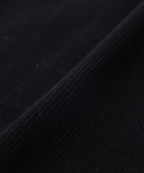 Jines(ジネス)の「ラメテレコ カットアウトデザインタンクトップ(タンクトップ・レディース・ブラック/オフホワイト/ベージュ・38)」の12枚目の写真