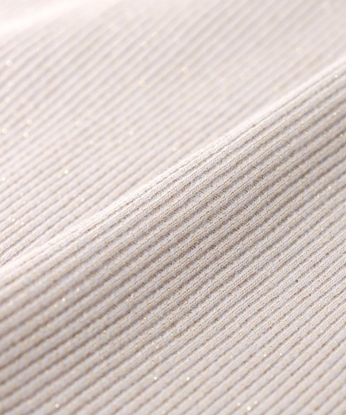 Jines(ジネス)の「ラメテレコ カットアウトデザインタンクトップ(タンクトップ・レディース・ブラック/オフホワイト/ベージュ・38)」の10枚目の写真