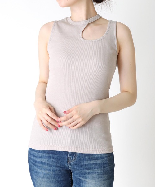 Jines(ジネス)の「ラメテレコ カットアウトデザインタンクトップ(タンクトップ・レディース・ブラック/オフホワイト/ベージュ・38)」の19枚目の写真