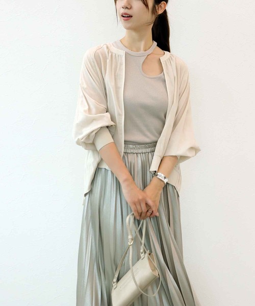 Jines(ジネス)の「ラメテレコ カットアウトデザインタンクトップ(タンクトップ・レディース・ブラック/オフホワイト/ベージュ・38)」の22枚目の写真