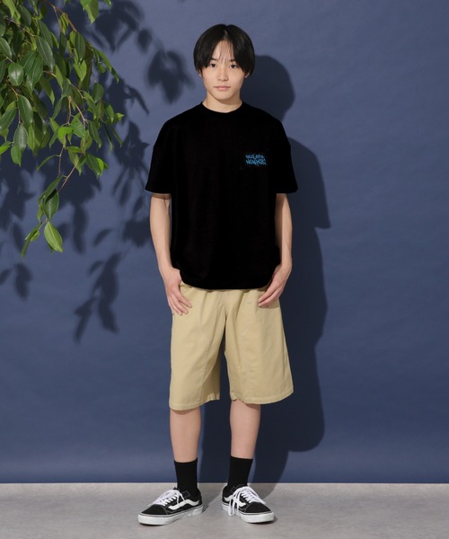 GLAZOS（グラソス）の「【大人向けサイズあり】【防虫加工】バックグラフィティトラックプリント半袖Tシャツ（Tシャツ/カットソー・キッズ・ホワイト/ブラック/カーキ・150cm/140cm/170cm/160cm）」の5枚目の写真