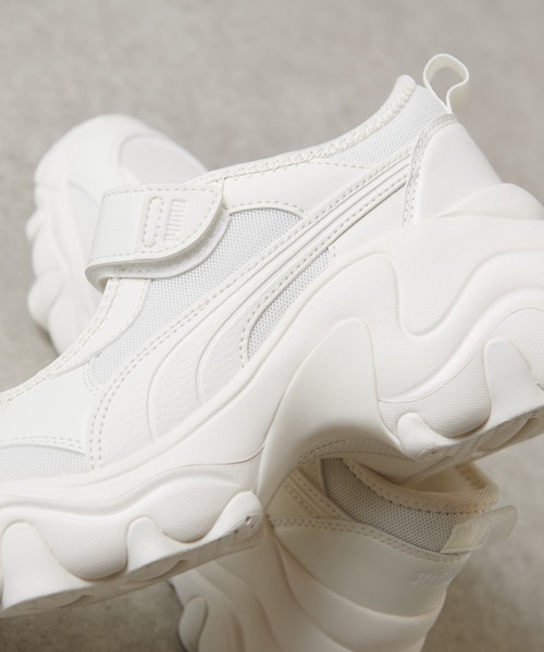 PUMA（プーマ）の「PUMA パルサーウェッジWNSサンダル（ブーツ・レディース・ホワイト/ブラック・23.5cm/24.5cm）」の11枚目の写真