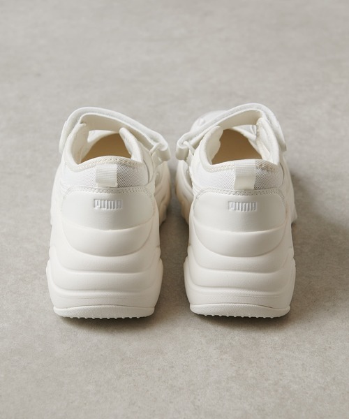 PUMA（プーマ）の「PUMA パルサーウェッジWNSサンダル（ブーツ・レディース・ホワイト/ブラック・23.5cm/24.5cm）」の8枚目の写真