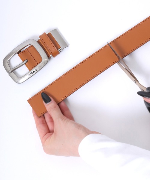 Levi's(リーバイス)の「Levi's/リーバイス 35mm 本革 スクエアギャリソン型 レザーベルト(ベルト・メンズ・ブラック/ダークブラウン/ブラウン・FREE)」の11枚目の写真