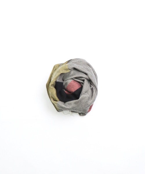KHATA（カタ）の「[ KHATA ]パネルショール（マフラー・レディース・ブルー系その他/グレー系その他/グレー系その他2・FREE）」の19枚目の写真