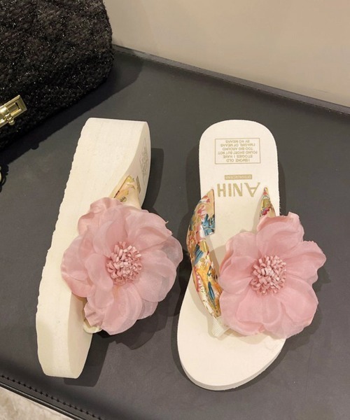 Miniministore(ミニミニストア)の「ビーチサンダル 花飾りトングサンダル厚底(サンダル・レディース・ブルー/ピンク/ライトパープル/イエロー・23.0cm/23.5cm/24.0cm/24.5cm/25.0cm)」の21枚目の写真