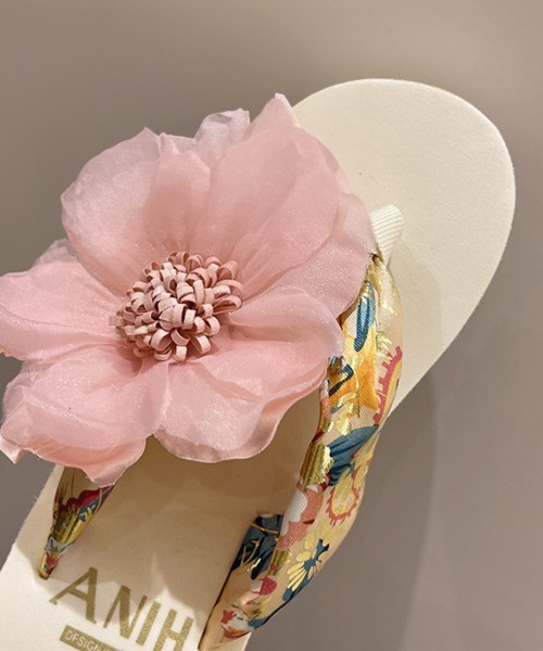 Miniministore(ミニミニストア)の「ビーチサンダル 花飾りトングサンダル厚底(サンダル・レディース・ブルー/ピンク/ライトパープル/イエロー・23.0cm/23.5cm/24.0cm/24.5cm/25.0cm)」の22枚目の写真