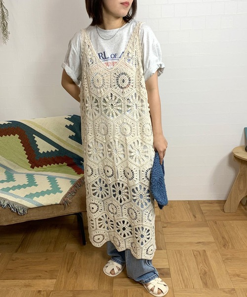 CRB（シーアールビー）の「クロシェ編ノースリロングワンピース