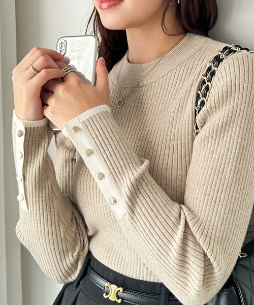 セール】もちもちリブ袖口ボタン配色ハイネックニット（ニット