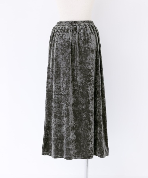 n'OrLABEL（ノアールレーベル）の「『クラッシュベロアセミフレアスカート』（スカート・レディース・チャコール/ベージュ・2/1）」の6枚目の写真