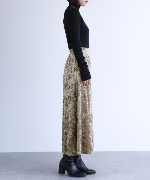 n'OrLABEL（ノアールレーベル）の「『クラッシュベロアセミフレアスカート』（スカート・レディース・チャコール/ベージュ・2/1）」の17枚目の写真