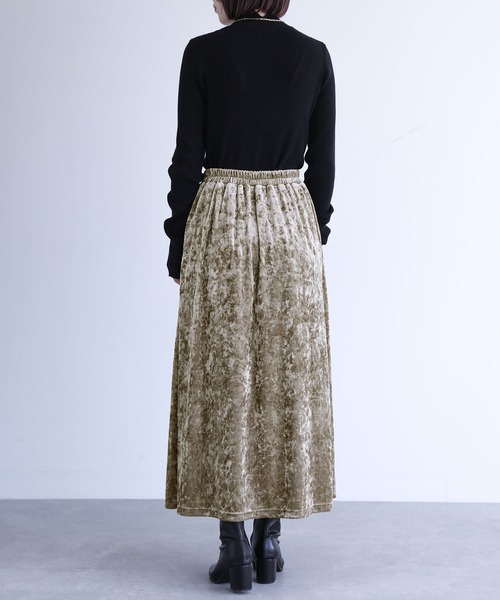 n'OrLABEL（ノアールレーベル）の「『クラッシュベロアセミフレアスカート』（スカート・レディース・チャコール/ベージュ・2/1）」の18枚目の写真