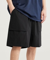 R. : Stretch Sports Easy Shorts