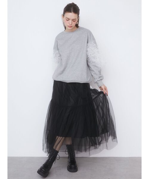 CALNAMUR（カルナムール）の「シアーフリルスウェット（スウェット・レディース・グレー/ブルー/アイボリー・FREE）」の16枚目の写真