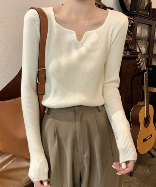 ABITOKYO(アビトーキョー)の「ハートネックリブニットトップス(ニット/セーター・レディース・ホワイト/ブラック/ベージュ/ブラウン/カーキ/アイボリー・FREE)」の10枚目の写真